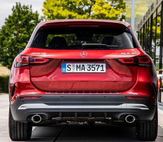 GLA AMG